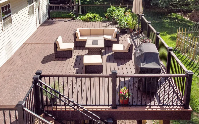 deck and railing, deck railing ideas, deck stairs and railings, custom deck railings, composite deck railing,
