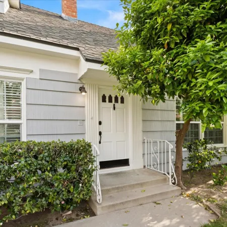 custom windows and doors, custom windows and doors near me, anderson windows and doors, custom doors, door installation, door replacement, door repair and replacement, door repair and replacement near me, los angeles