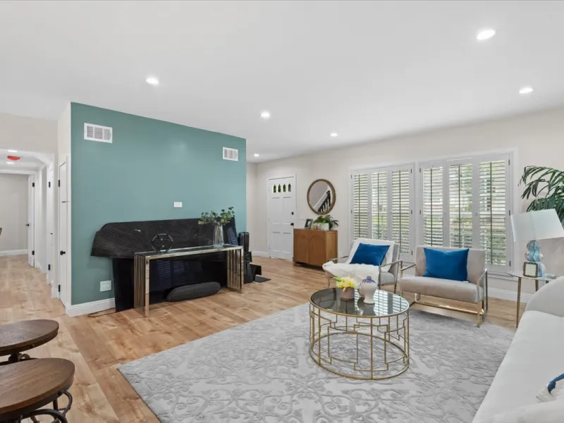 custom windows, custom windows and doors near me, anderson windows and doors, custom doors, vinyl window installation & replacement, installing a vinyl window, vinyl window installers near me, aluminum window replacement, aluminum replacement windows near me, aluminum frame window replacement, custom sliding window, sliding windows, sliding replacement windows