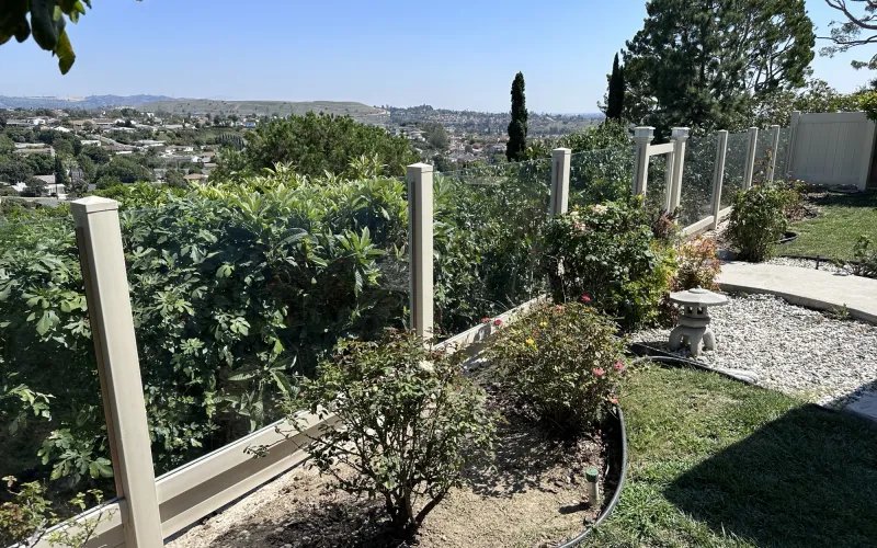 fence and gate, fence and gate installation, fence and gate repair, wooden fences and gates, aluminum gates and fences,